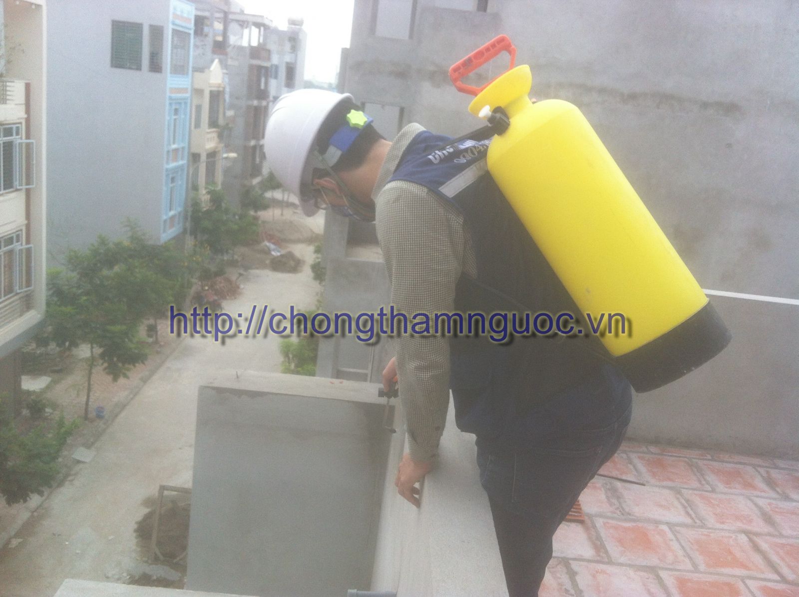 Chống thấm tường ngoài nhà bằng Water Seal